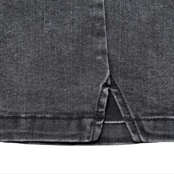 Girls size 2 Black Denim Jean Skirt with Cutout Slit Stretchy Comfort Wild Fable - Picture 2 of 8